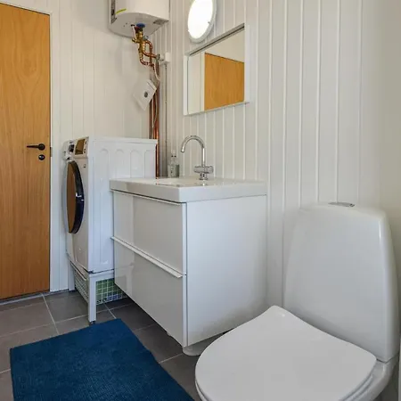 3 Bedroom Awesome In Blavand * Ho