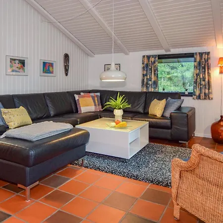 3 Bedroom Awesome In Blavand Дом отдыха