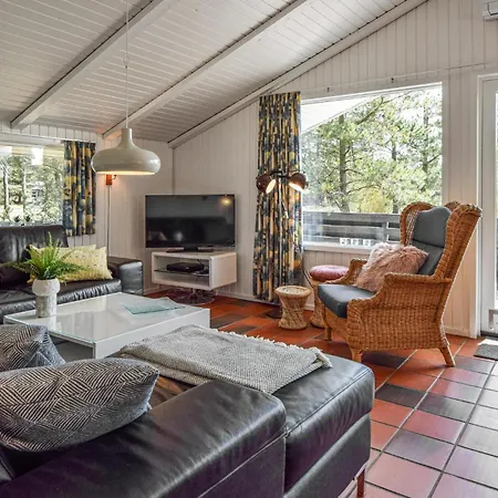 Дом отдыха 3 Bedroom Awesome In Blavand