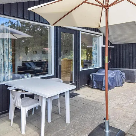 Дом отдыха 3 Bedroom Awesome In Blavand Ho