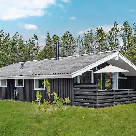 3 Bedroom Awesome In Blavand Дом отдыха *