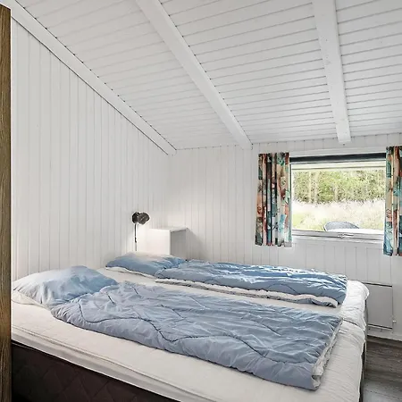 Hedevej Xii Denmk * Ho